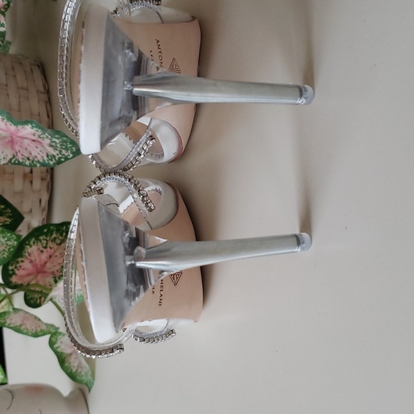 ANTONIO MELANI “Elisha Vinyl Rhinestone Mules” - Picture 4 of 6